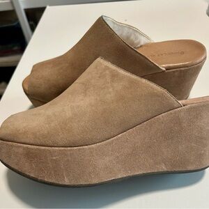 Chocolat Blu open toe suede mules Size 7 Only worn 4 times like new Light cream